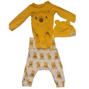 Disney Winnie the Pooh Onesies Set Bonnet Cap Newborn Size 0-3 Months Yellow